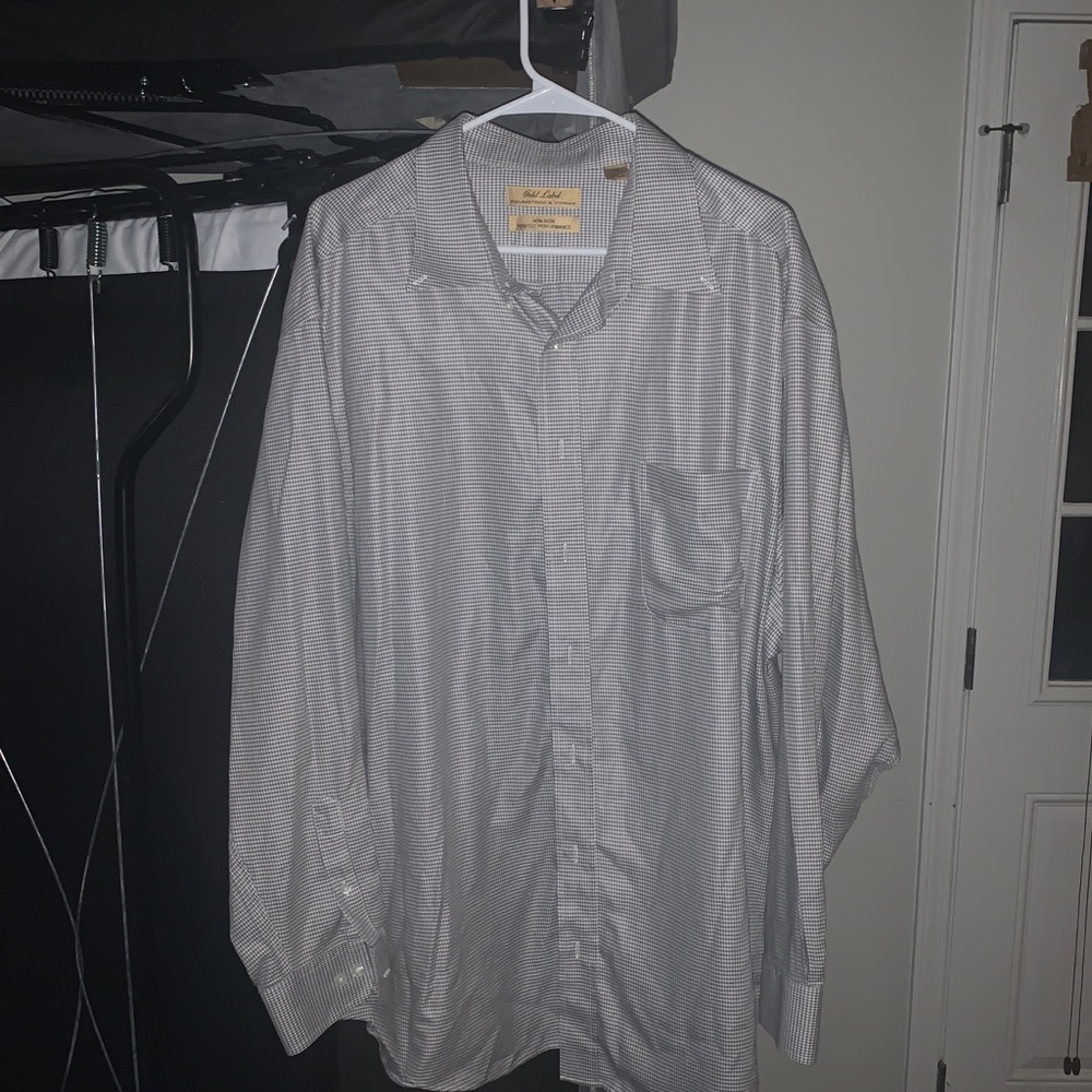 Round tree and York Gold Label button down